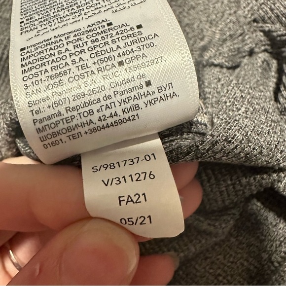 athleta uptempo ribbed henley grey long sleeve top - Picture 7 of 9